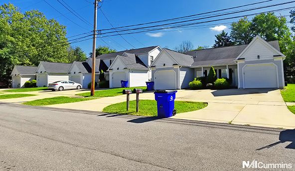 748-770 Coe Rd, Ravenna, OH 44266